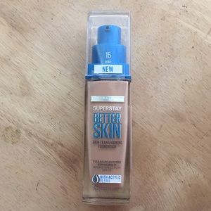 Maybelline Superstay Better Skin foundation in 15